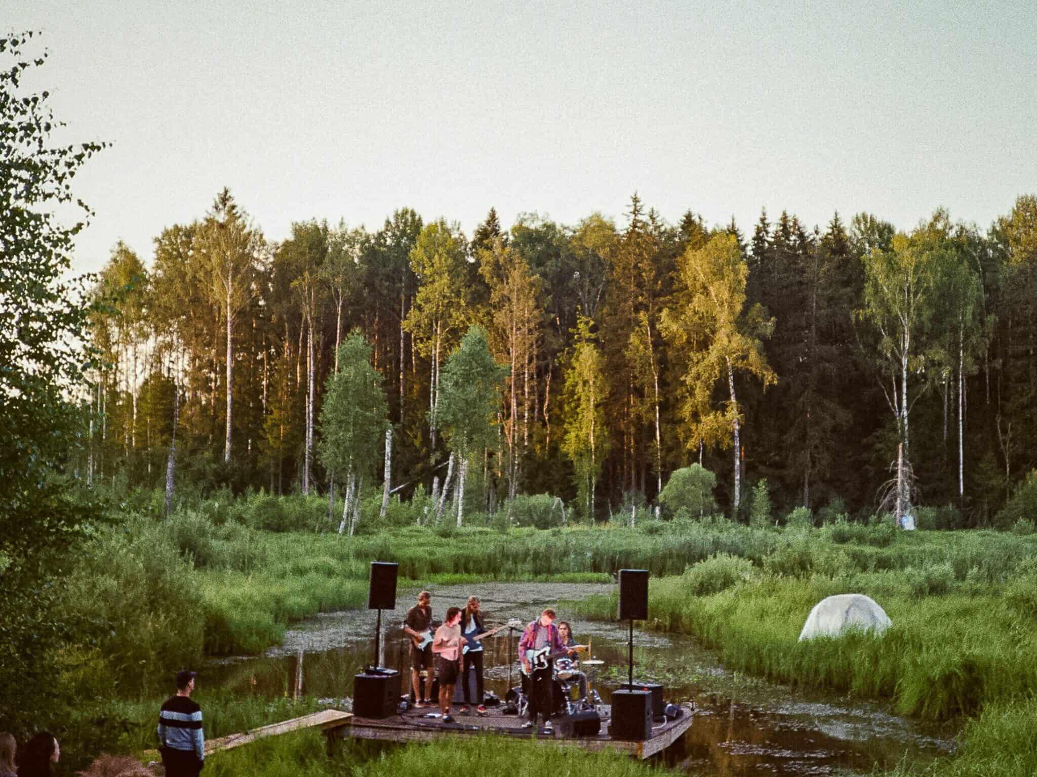 Being a Sustainable Indie Band (Even When Nobody Sees It)